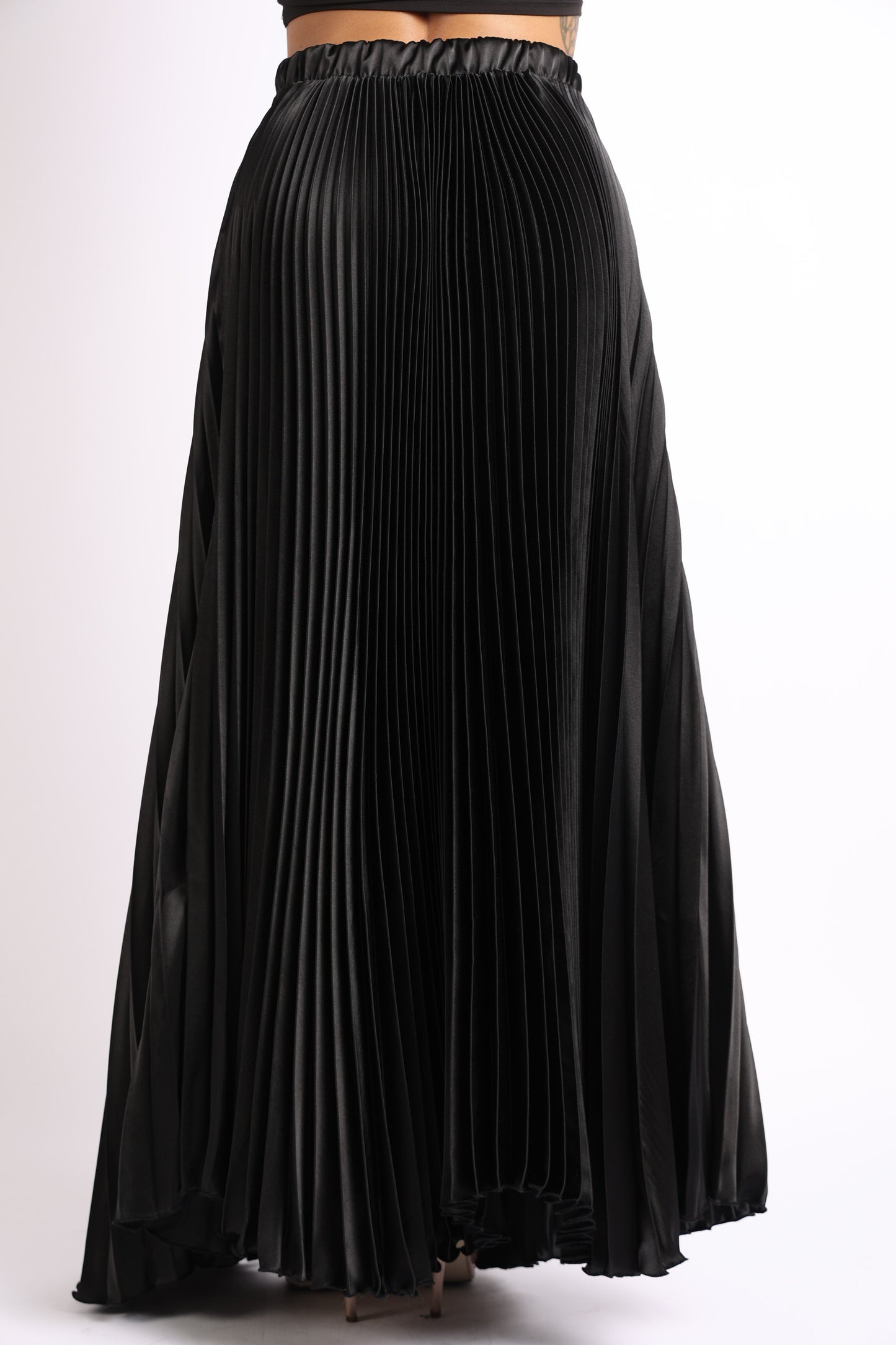 High Waist A-Line Pleated Satin Maxi Skirt - Black