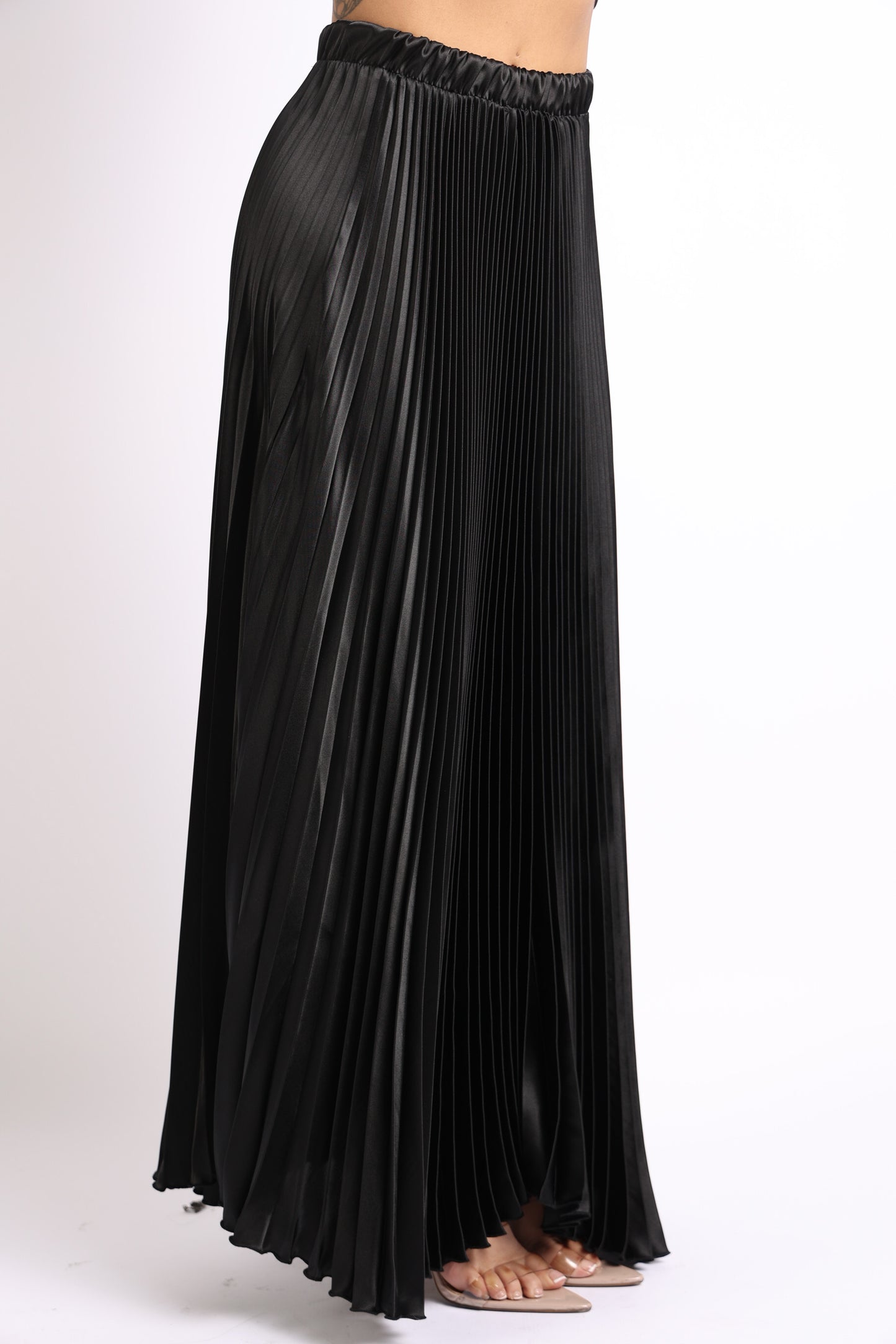 High Waist A-Line Pleated Satin Maxi Skirt - Black
